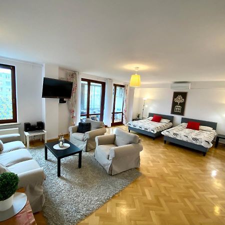 Center Warsaw - Apartmenty Jana Pawla II Екстериор снимка