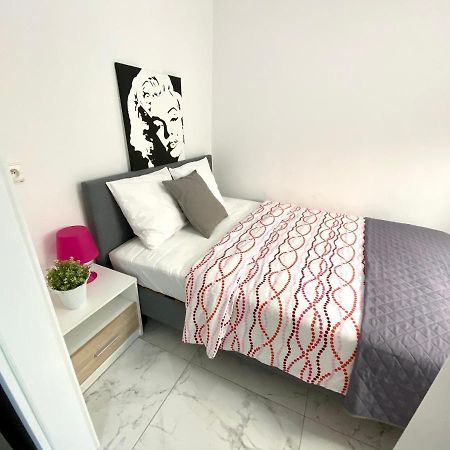 Center Warsaw - Apartmenty Jana Pawla II Екстериор снимка