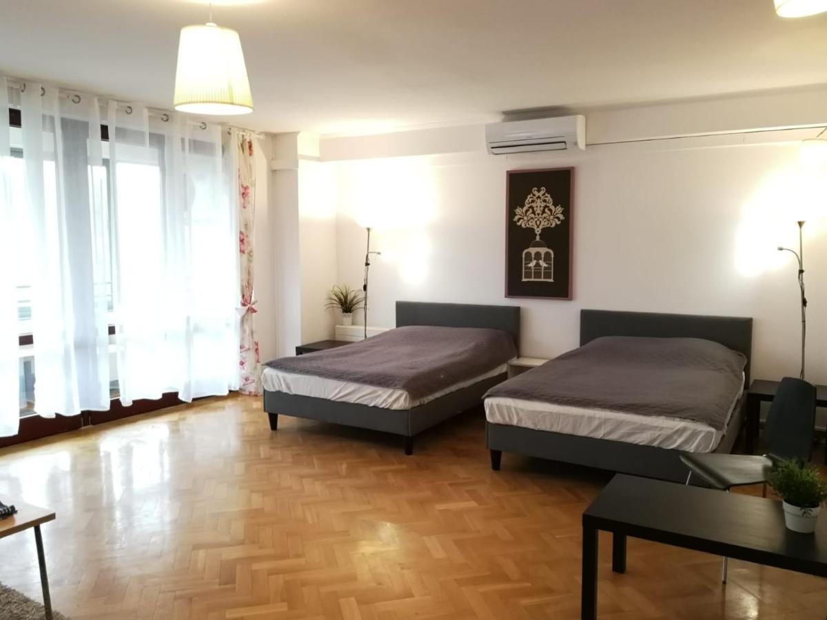 Center Warsaw - Apartmenty Jana Pawla II Екстериор снимка