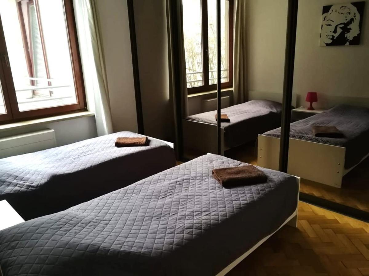 Center Warsaw - Apartmenty Jana Pawla II Екстериор снимка