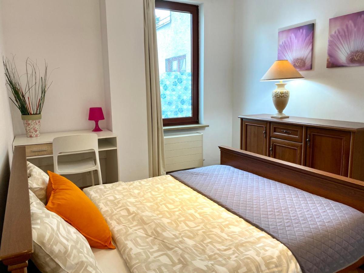 Center Warsaw - Apartmenty Jana Pawla II Екстериор снимка