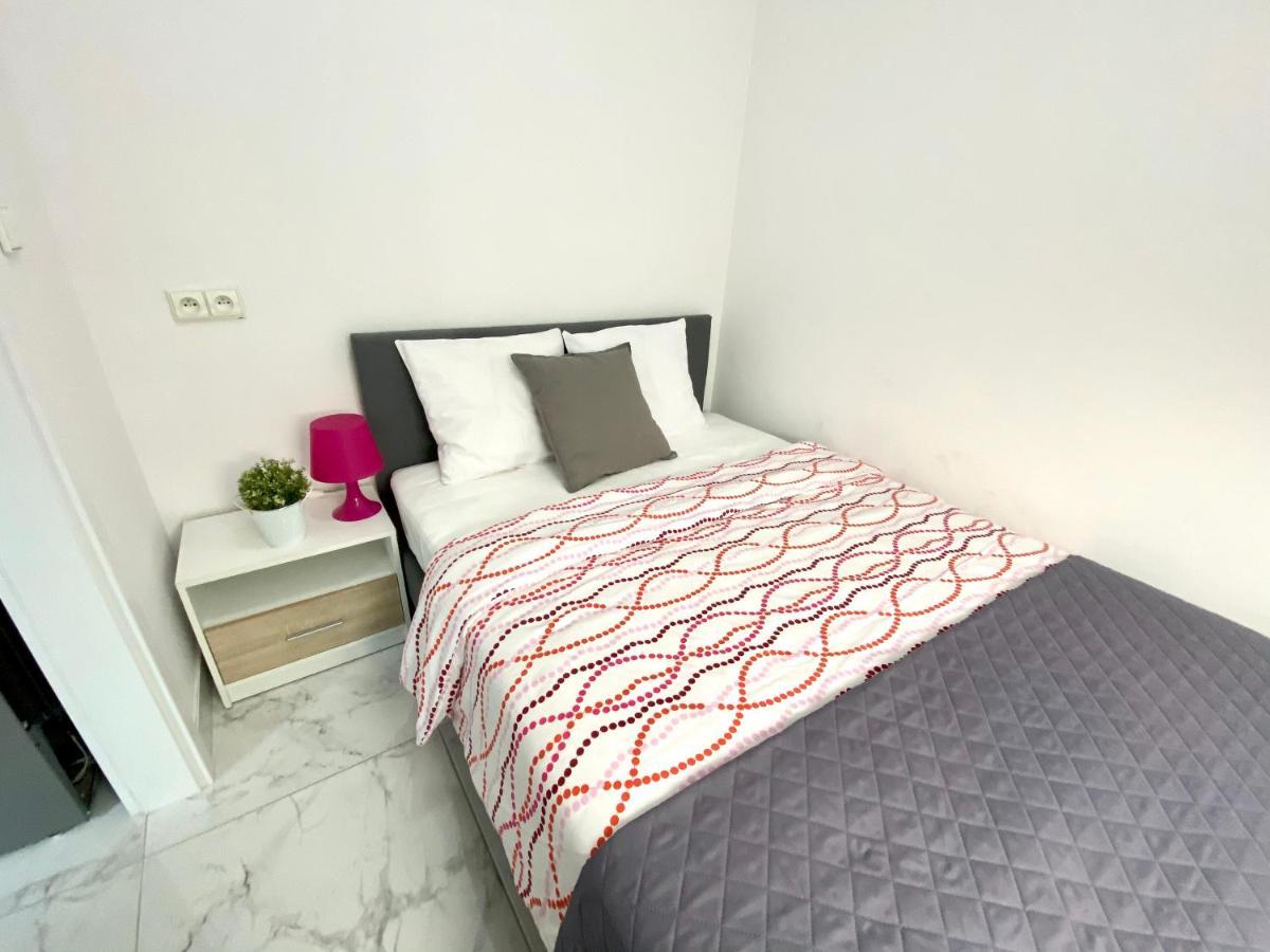 Center Warsaw - Apartmenty Jana Pawla II Екстериор снимка