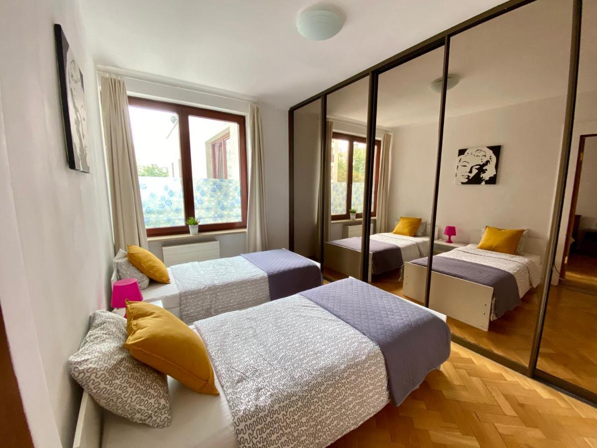 Center Warsaw - Apartmenty Jana Pawla II Екстериор снимка