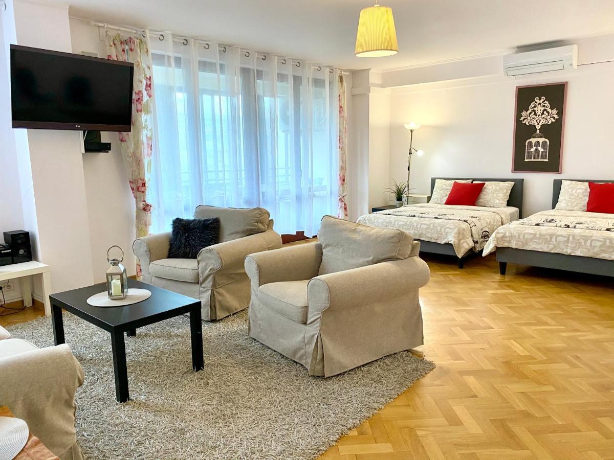 Center Warsaw - Apartmenty Jana Pawla II Екстериор снимка