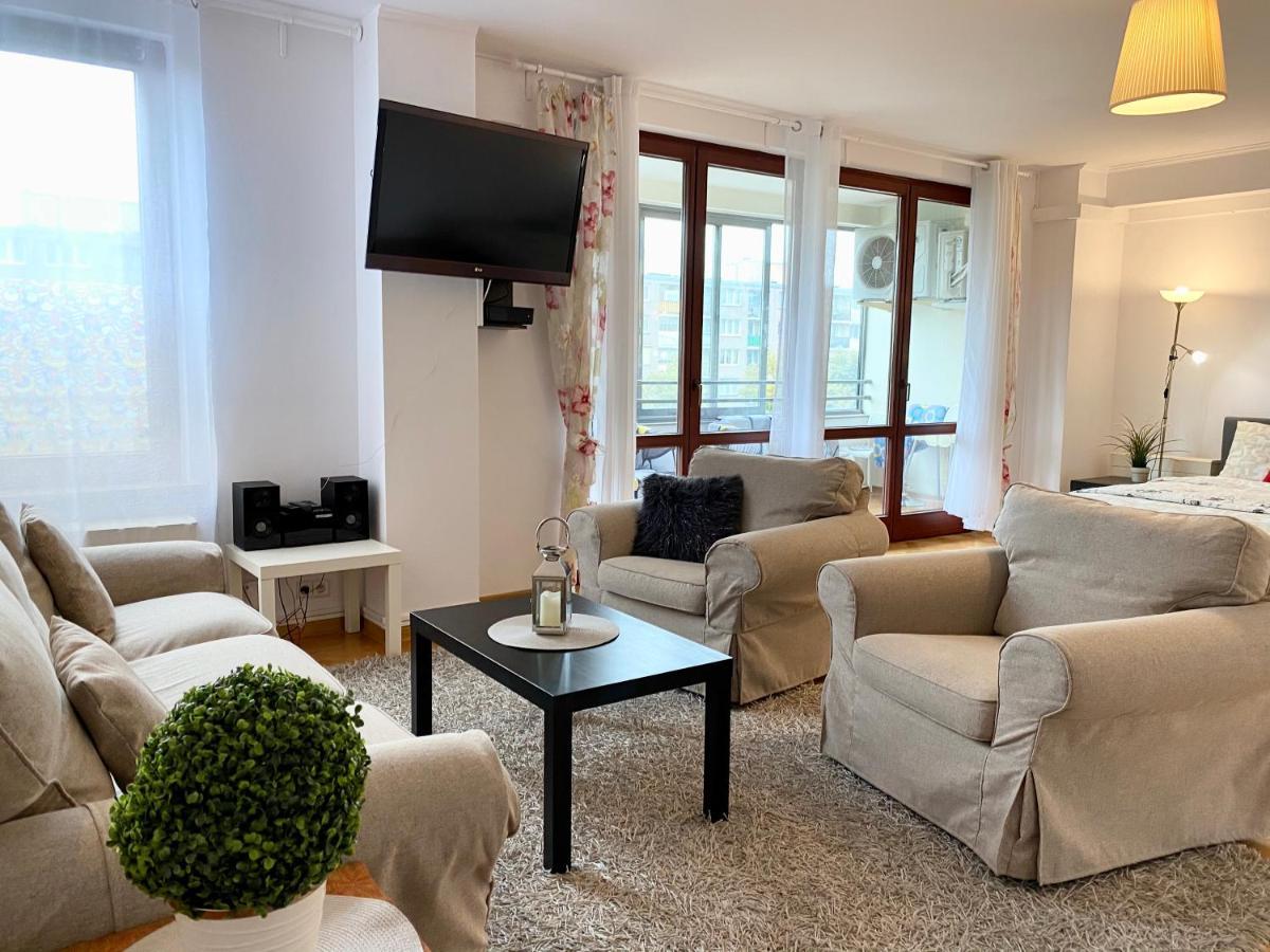 Center Warsaw - Apartmenty Jana Pawla II Екстериор снимка