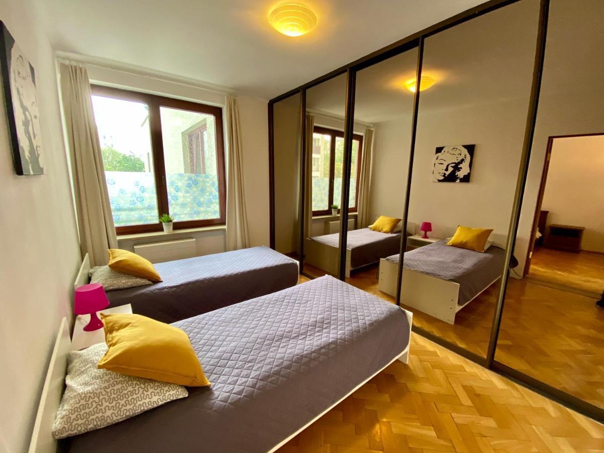 Center Warsaw - Apartmenty Jana Pawla II Екстериор снимка